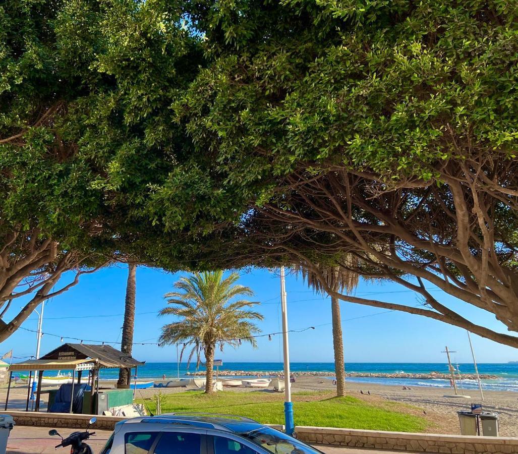 Relax , Sun And Beach Malaga Exterior photo