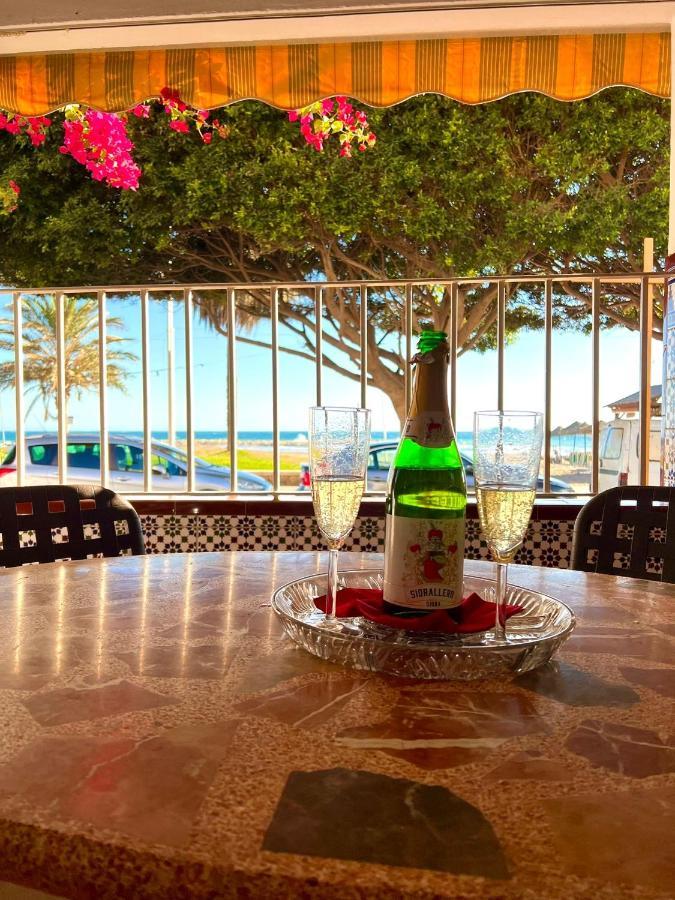 Relax , Sun And Beach Malaga Exterior photo